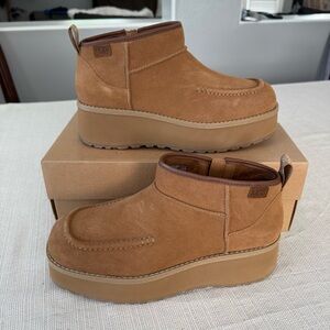 UGG SITYFUNC ULTRA MINI BOOT